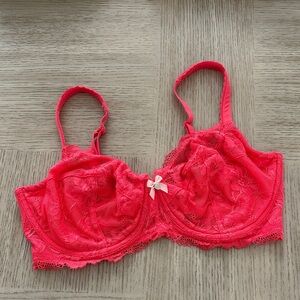 Victoria’s Secret pink lace bra 36D